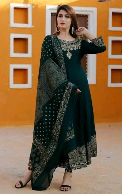 Kashvi Sensational Women Kurta Sets – Diwali Special