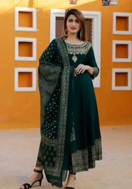 Kashvi Sensational Women Kurta Sets – Diwali Special