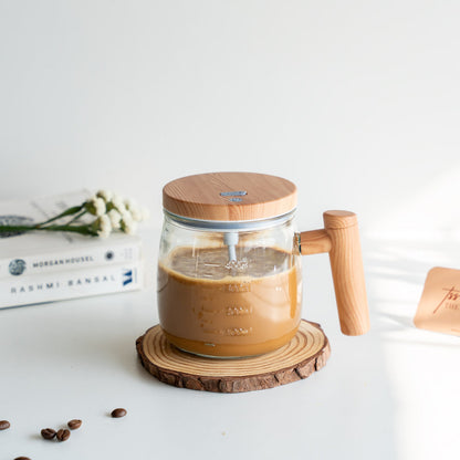 Self-Stirring Mug – Wooden Lid Edition | USB Rechargeable